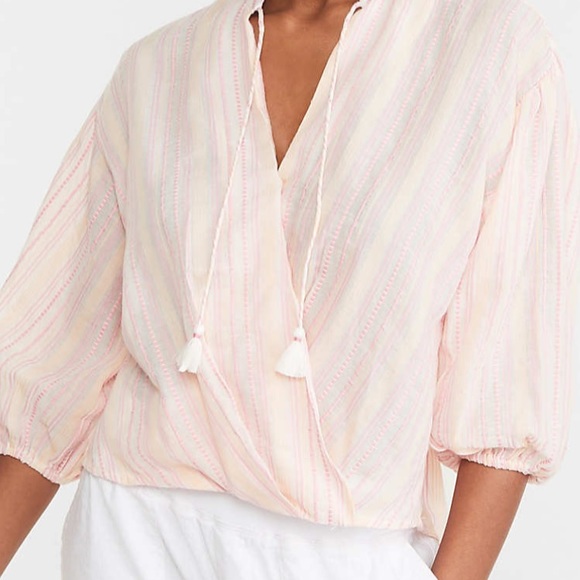 Lou & Grey Tops - Lou & Grey for Loft Shirt 🌺🌺